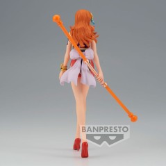 Figura Nami The Sukko One Piece 16cm