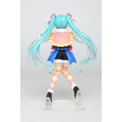 Figura Hatsune Miku Winter Hatsune Miku 18cm en HappyJuguetes.com