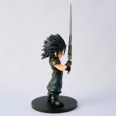 Figura Zack Fair Final Fantasy VII 11cm sólo 89.95€