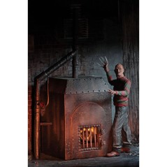 Figura Horno Pesadilla en Elm Street 23cm sólo 49.95€